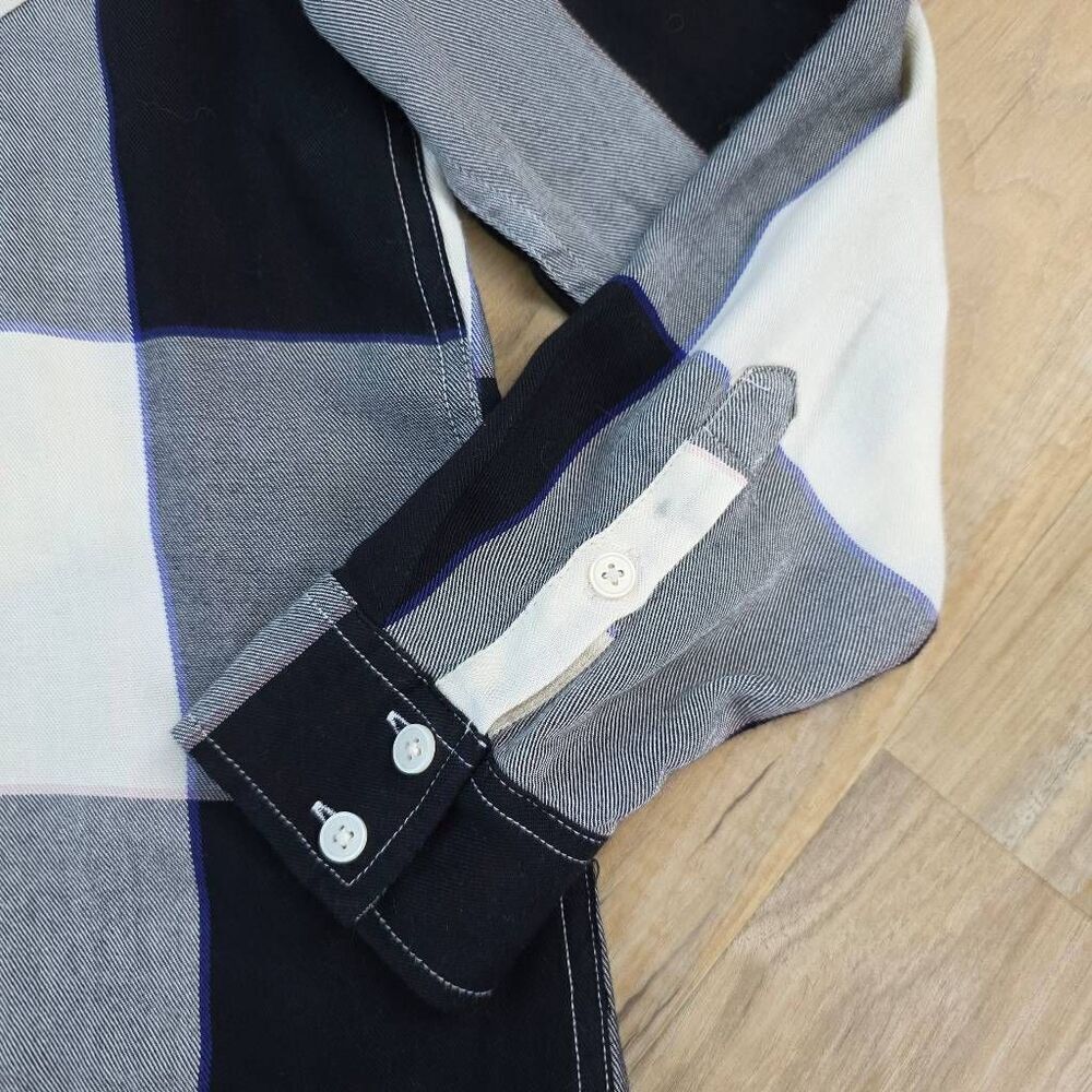 ☔️🩵Universal Thread Buffalo Plaid Long Sleeve Top Medium - Picture 9 of 12